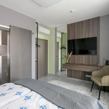 Luong Europe Apartments Prague Exterior photo